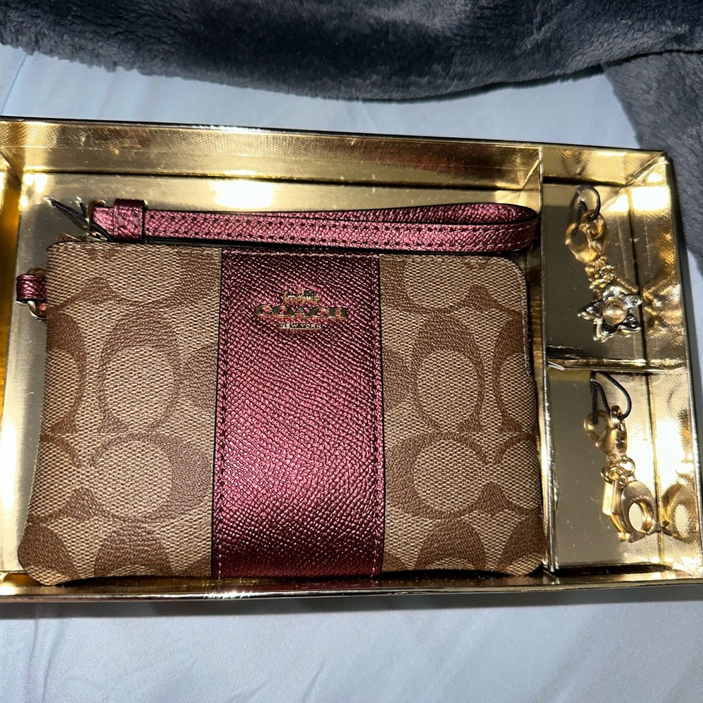 Coach wallet